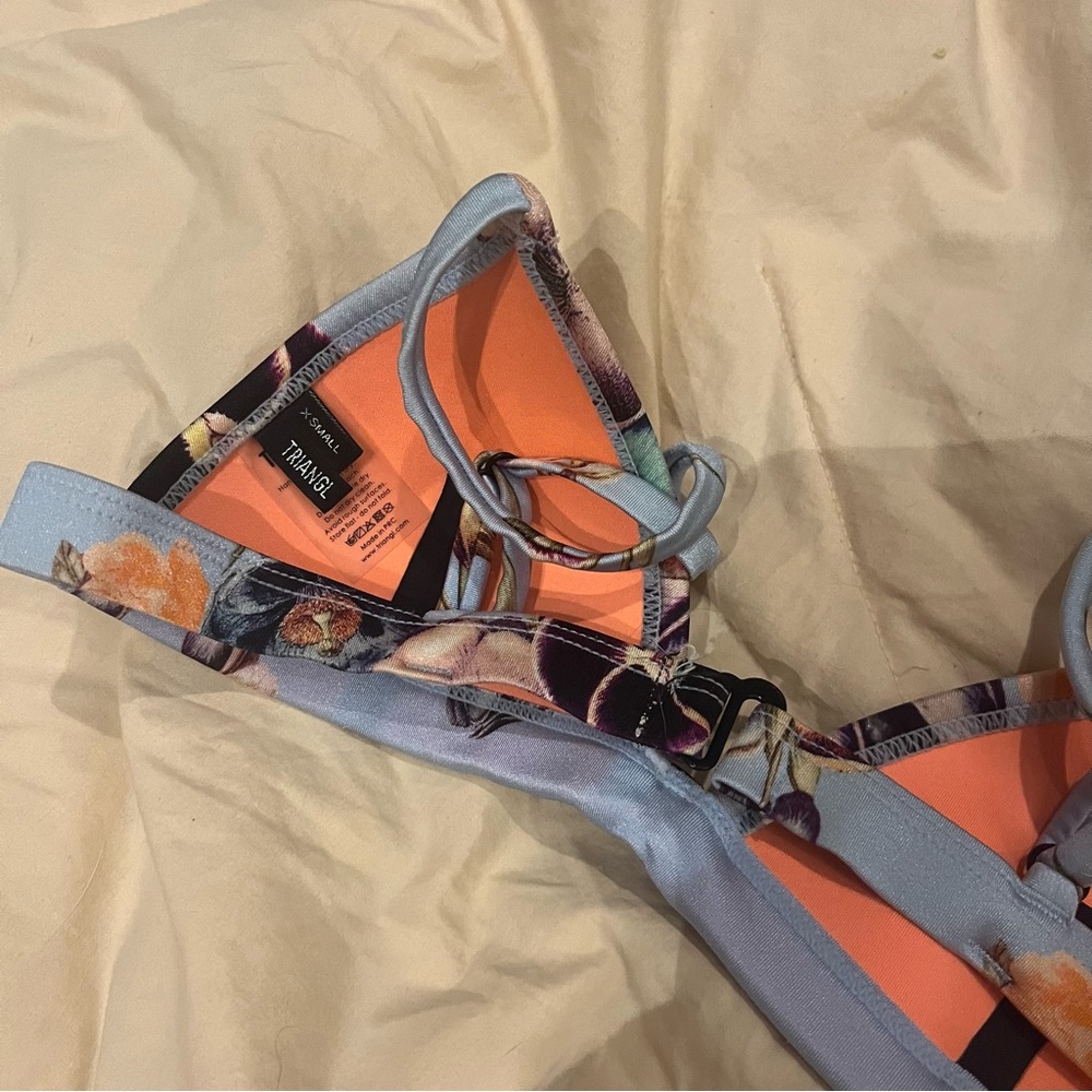 Floral TRIANGL bikini swimsuit size S/XS - Picture 6 of 7